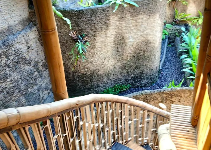Danaswari Bali Bamboo House Holiday home Selat