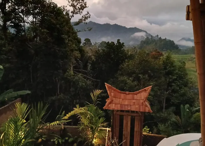 Danaswari Bali Bamboo House *