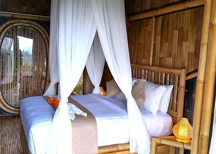 Danaswari Bali Bamboo House Selat