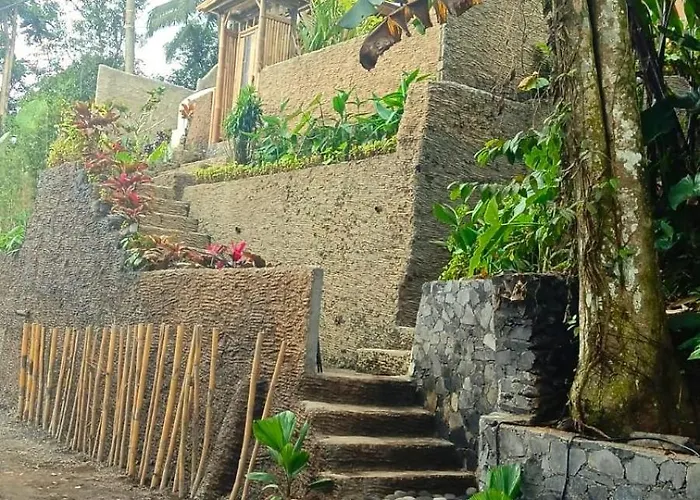 Danaswari Bali Bamboo House Holiday home *
