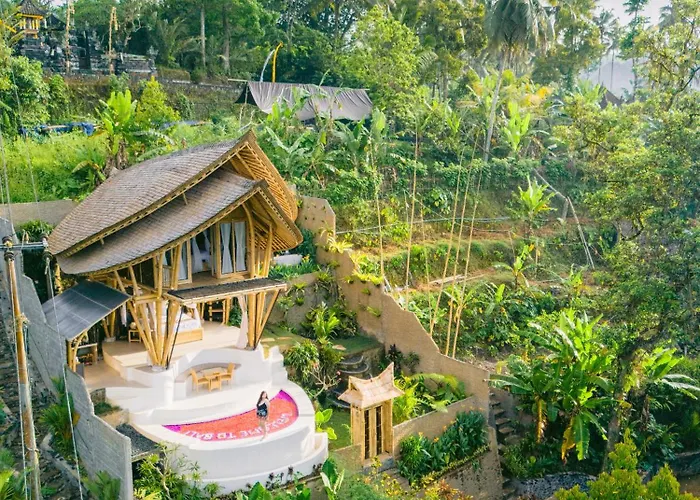 Danaswari Bali Bamboo House * Selat
